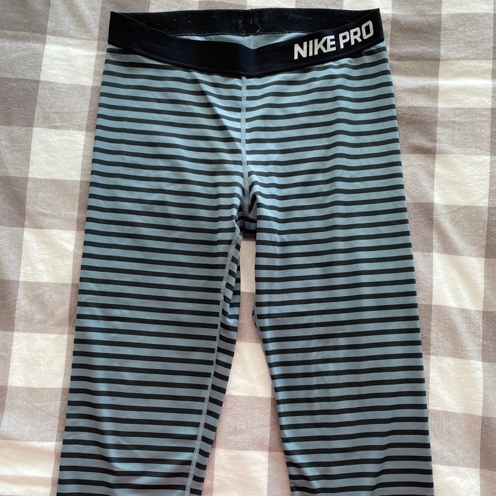 Nike leggings
